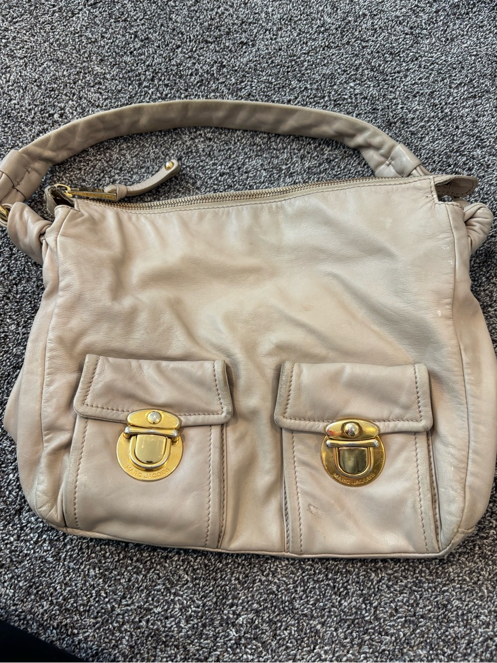 Marc by Marc Jacobs Cream Leather Shoulder Bag with Gold Hardware